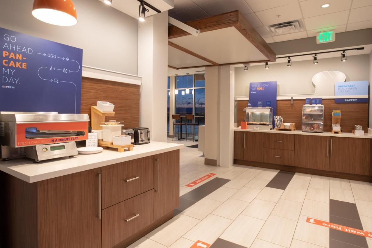 Holiday Inn Express & Suites - Goodland I-70 By Ihg מראה חיצוני תמונה